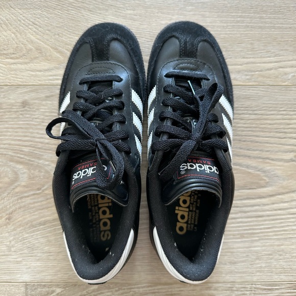 Adidas Samba OG in Black, White, & Gum Size Women’s 6.5 / Men’s 5.5 - Picture 3 of 7